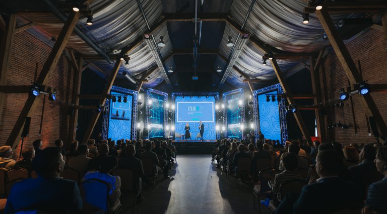 JWW partnerem Business Mixer oraz uczestnikiem UPGRADE’25